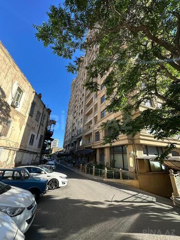 Продаётся 3-комн. новостройка 170 м², м. Низами, photo 20 from 21