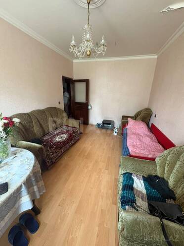 Satılır 4 otaqlı köhnə tikili 110 m², Memar Əcəmi m., photo 3 from 12