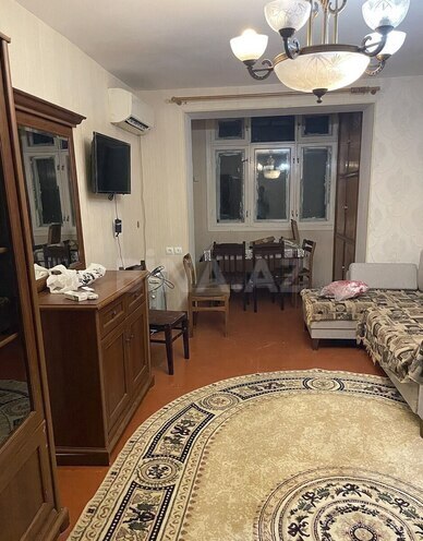 İcarəyə verilir 2 otaqlı köhnə tikili 50 m², Elmlər Akademiyası m., photo 3 from 12