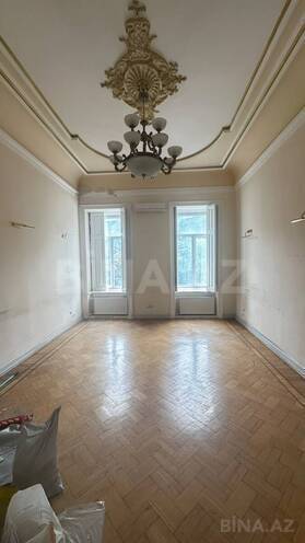 Satılır 10 otaqlı köhnə tikili 361 m², İçəri Şəhər m., photo 9 from 18