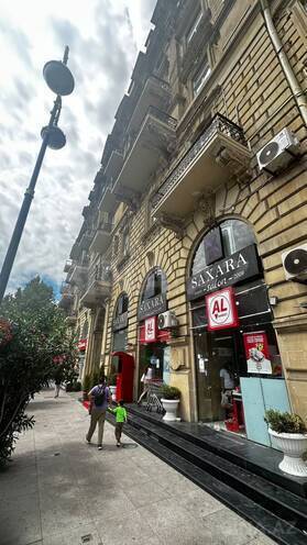 Satılır 10 otaqlı köhnə tikili 361 m², İçəri Şəhər m., photo 16 from 18