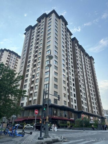 Продаётся 2-комн. новостройка 73 м², м. Шах Исмаил Хатаи, photo 1 from 9