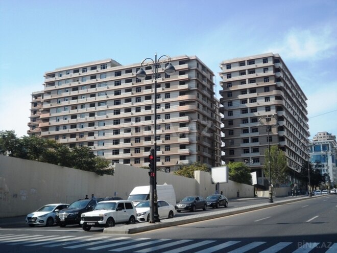 Satılır 4 otaqlı yeni tikili 255 m², Nizami m., photo 1 from 8