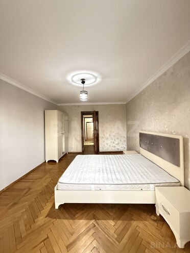 İcarəyə verilir 3 otaqlı köhnə tikili 80 m², Elmlər Akademiyası m., photo 4 from 19