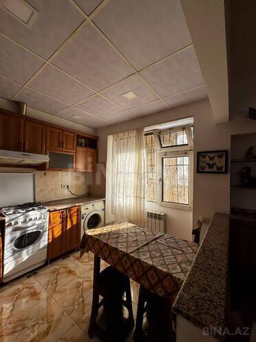 İcarəyə verilir 3 otaqlı köhnə tikili 80 m², İnşaatçılar m., photo 11 from 17