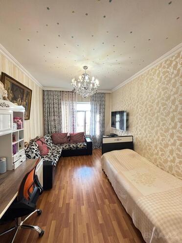 Продаётся 4-комн. вторичка 115 м², photo 7 from 32