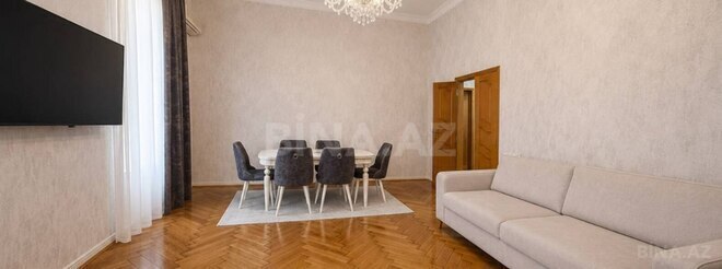 Satılır 3 otaqlı köhnə tikili 130 m², İçəri Şəhər m., photo 1 from 9