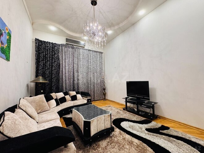 Satılır 2 otaqlı köhnə tikili 42 m², Sahil m., photo 3 from 14