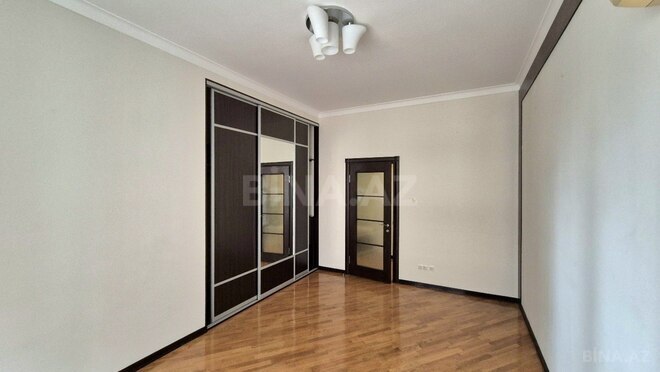 Продаётся 5-комн. новостройка 200 м², Насиминский  р., photo 13 from 22