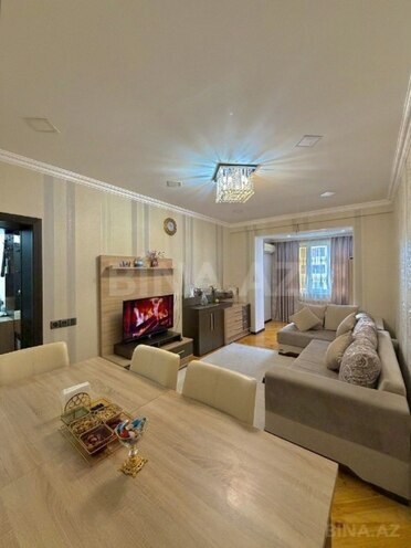 Satılır 2 otaqlı köhnə tikili 60 m², Nərimanov r., photo 1 from 17