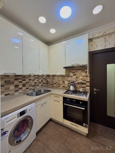 Satılır 2 otaqlı köhnə tikili 60 m², Nərimanov r., photo 7 from 17