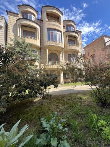 Продаётся 7-комн. дом/дача 800 м², Наримановский  р., photo 1 from 16