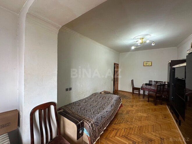Satılır 3 otaqlı köhnə tikili 75 m², Xalqlar Dostluğu m., photo 5 from 19