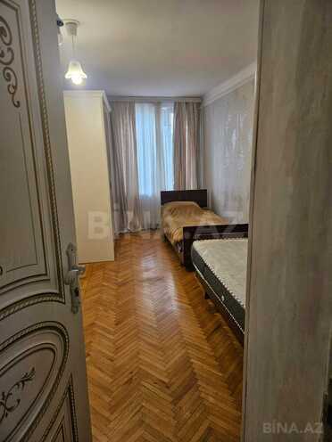 Сдаётся 3-комн. вторичка 70 м², м. Элмляр Академиясы, photo 15 from 19