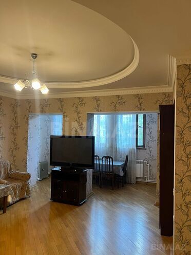 Сдаётся 3-комн. вторичка 90 м², Насиминский  р., photo 3 from 17