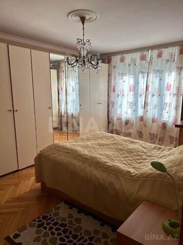 Продаётся 3-комн. вторичка 60 м², м. Низами, photo 9 from 18