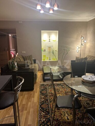 Продаётся 3-комн. вторичка 60 м², м. Элмляр Академиясы, photo 5 from 17