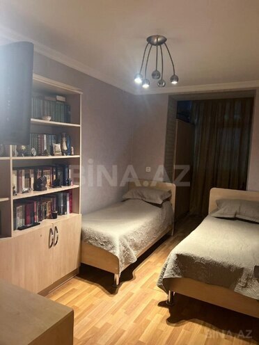 Продаётся 3-комн. вторичка 60 м², м. Элмляр Академиясы, photo 11 from 17