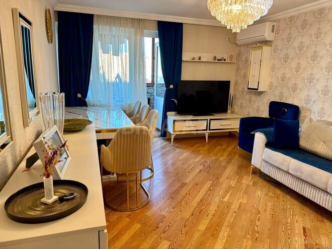 Satılır 3 otaqlı köhnə tikili 75 m², Memar Əcəmi m., photo 1 from 11