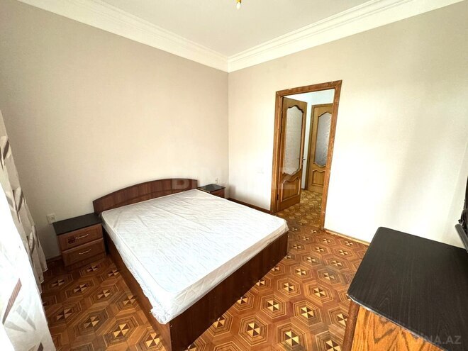 İcarəyə verilir 3 otaqlı köhnə tikili 75 m², 28 May m., photo 5 from 16