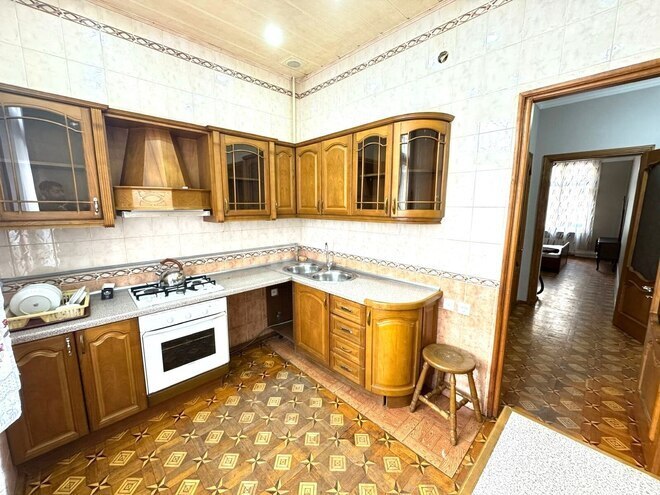 İcarəyə verilir 3 otaqlı köhnə tikili 75 m², 28 May m., photo 9 from 16