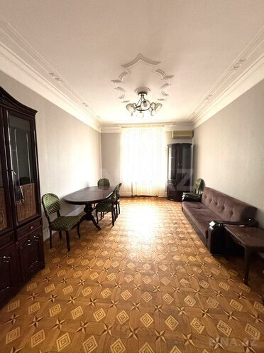 İcarəyə verilir 3 otaqlı köhnə tikili 75 m², 28 May m., photo 3 from 16
