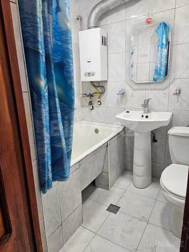 Сдаётся 3-комн. вторичка 70 м², м. Иншаатчылар, photo 11 from 12
