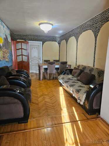 Сдаётся 3-комн. вторичка 70 м², м. Иншаатчылар, photo 5 from 12