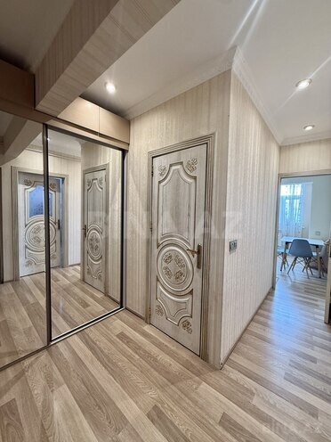 Satılır 2 otaqlı köhnə tikili 60 m², Xalqlar Dostluğu m., photo 8 from 11