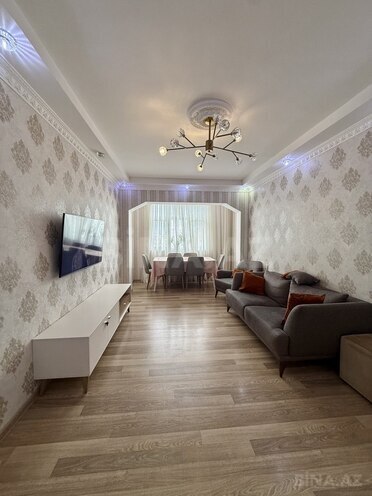 Satılır 2 otaqlı köhnə tikili 60 m², Xalqlar Dostluğu m., photo 3 from 11