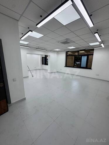 İcarəyə verilir 1 otaqlı ofis 70 m², 28 May m., photo 1 from 9