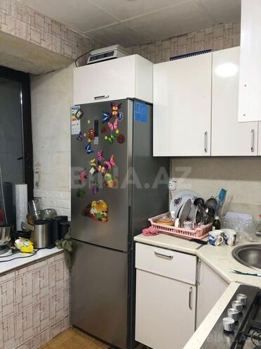 Продаётся 3-комн. вторичка 60 м², м. Элмляр Академиясы, photo 8 from 9