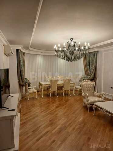 Продаётся 3-комн. новостройка 160 м², м. 28 мая, photo 1 from 8