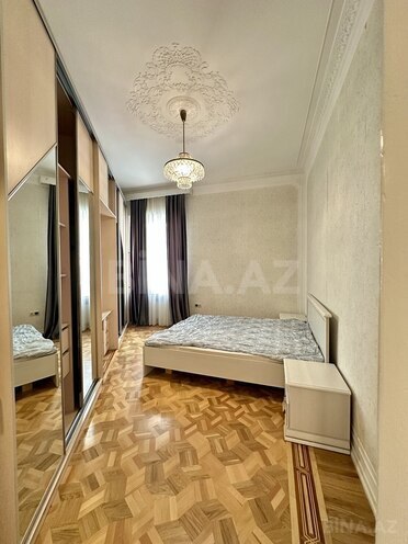 İcarəyə verilir 4 otaqlı köhnə tikili 130 m², Sahil m., photo 14 from 32