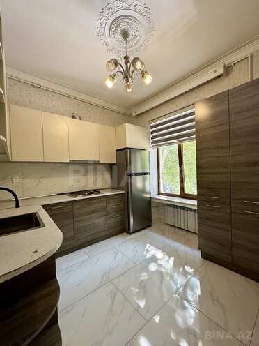 İcarəyə verilir 4 otaqlı köhnə tikili 130 m², Sahil m., photo 12 from 32