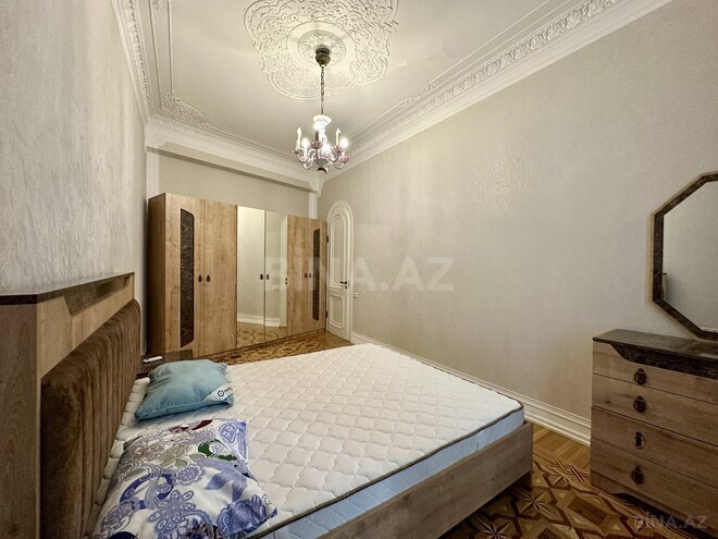 İcarəyə verilir 4 otaqlı köhnə tikili 130 m², Sahil m., photo 21 from 32