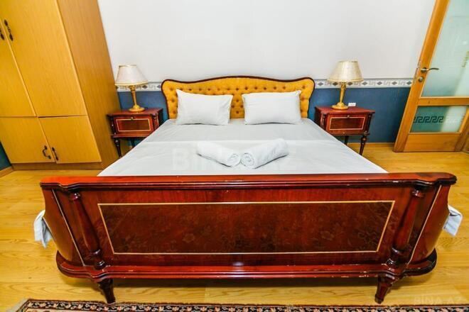 İcarəyə verilir 9 otaqlı həyət evi/bağ evi 1 000 m², Gənclik m., photo 11 from 30
