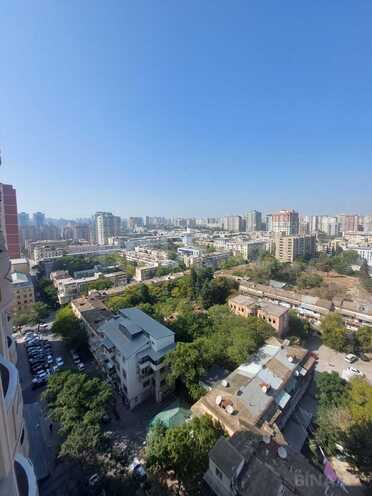 Satılır 3 otaqlı köhnə tikili 100 m², 28 May m., photo 15 from 21