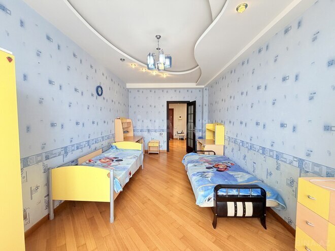 İcarəyə verilir 4 otaqlı yeni tikili 220 m², Gənclik m., photo 11 from 17