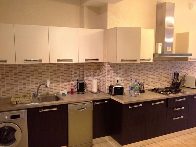 Сдаётся 3-комн. новостройка 187 м², м. 28 мая, photo 9 from 18