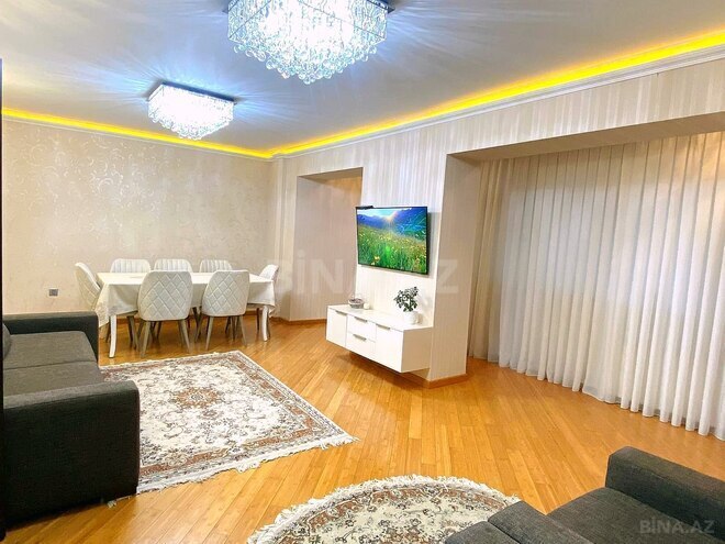 Satılır 3 otaqlı köhnə tikili 100.5 m², Elmlər Akademiyası m., photo 1 from 18
