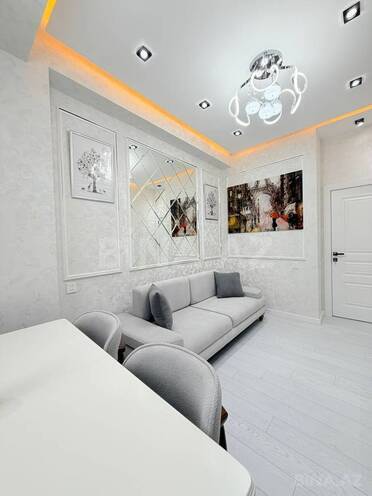 Продаётся 2-комн. новостройка 40 м², м. Кара Караев, photo 4 from 11