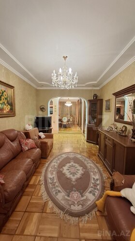 Satılır 3 otaqlı köhnə tikili 95 m², Azadlıq Prospekti m., photo 10 from 31