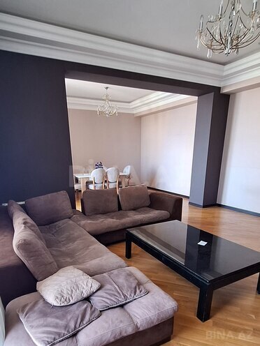 Сдаётся 3-комн. новостройка 150 м², м. 20 января, photo 4 from 16