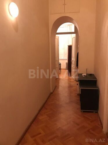 Satılır 3 otaqlı köhnə tikili 106 m², Sahil m., photo 13 from 20