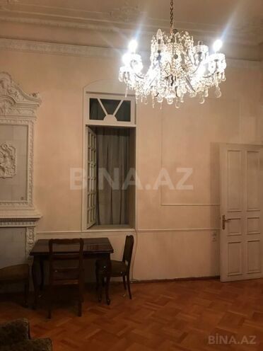 Satılır 3 otaqlı köhnə tikili 106 m², Sahil m., photo 11 from 20