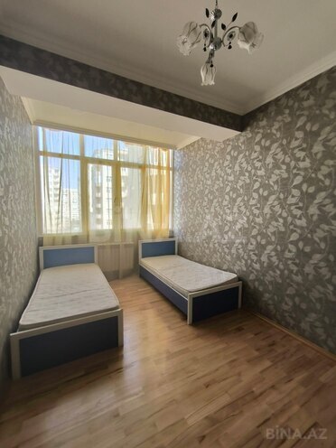 Продаётся 3-комн. новостройка 90 м², м. Ази Асланов, photo 4 from 15