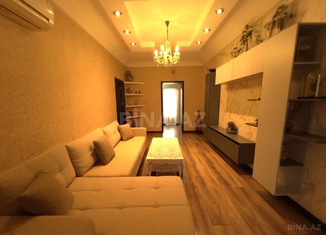 Satılır 3 otaqlı köhnə tikili 75 m², Azadlıq Prospekti m., photo 1 from 23