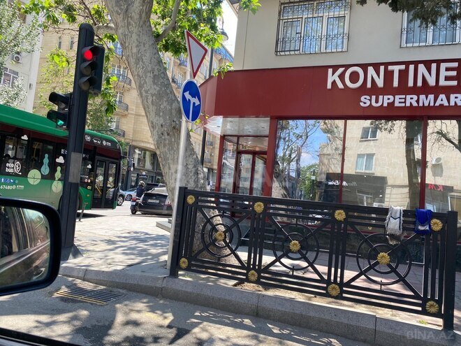 Satılır 3 otaqlı köhnə tikili 75 m², Gənclik m., photo 18 from 24