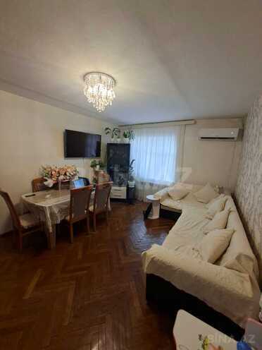 Satılır 2 otaqlı köhnə tikili 55 m², Qara Qarayev m., photo 3 from 11